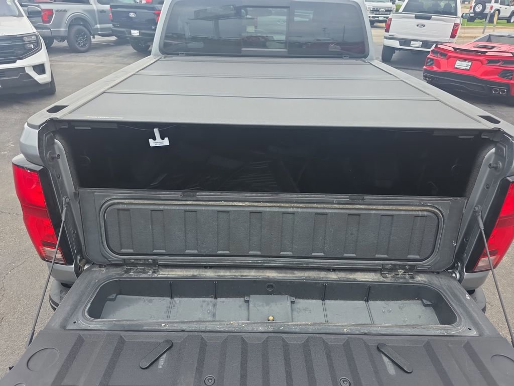 Used 2024 Chevrolet Colorado ZR2 w/ Technology Package image 15