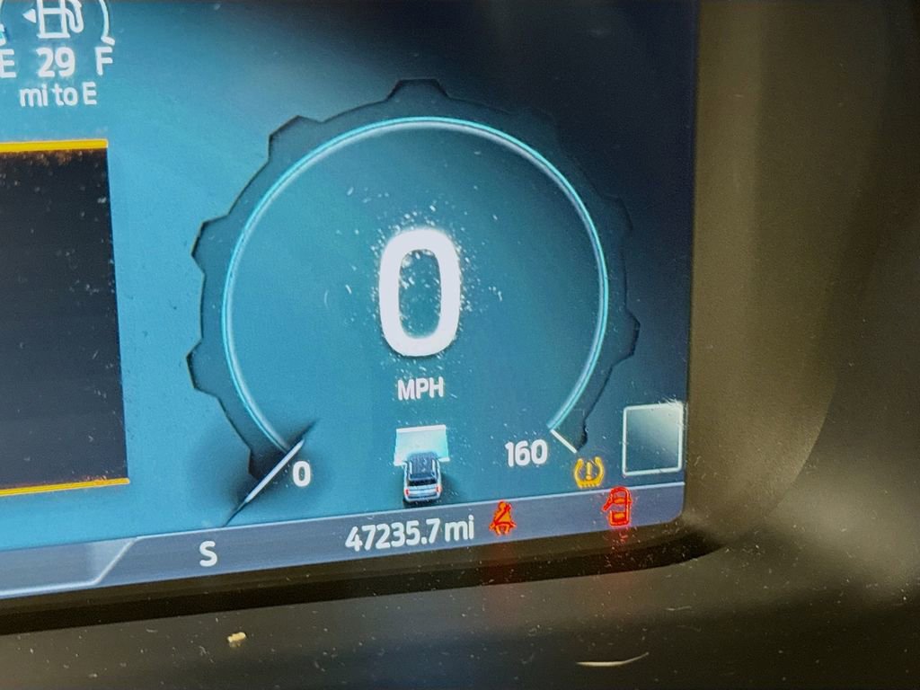 Certified 2022 Ford Expedition Limited image 12