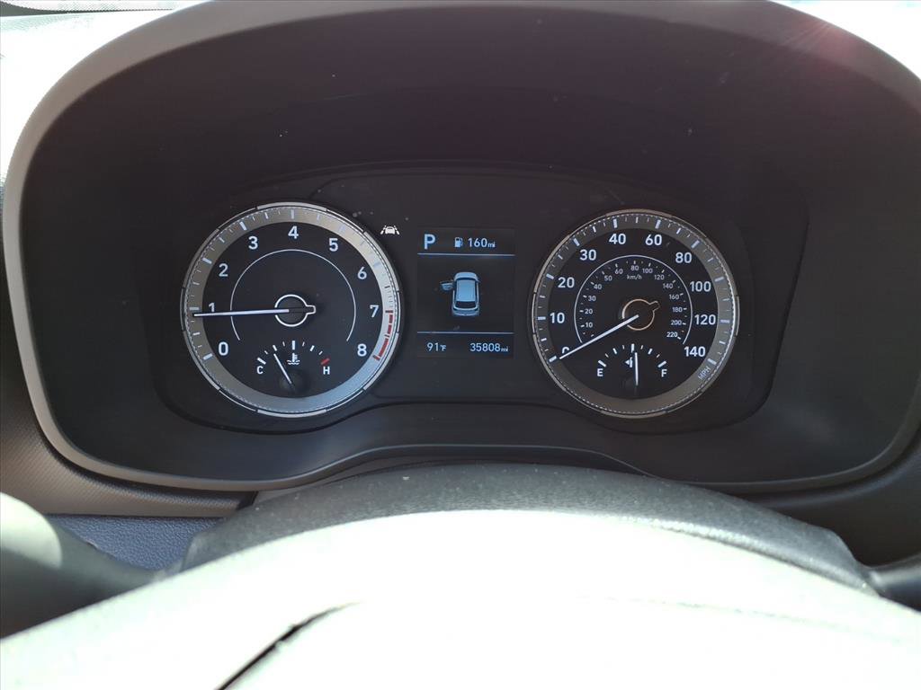 Used 2022 Hyundai Venue SEL FWD image 13