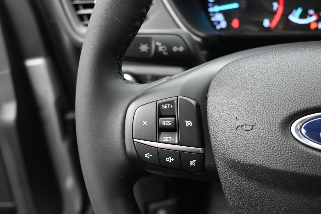 Certified 2022 Ford Escape SE w/ SE Sport Appearance Package FWD image 26
