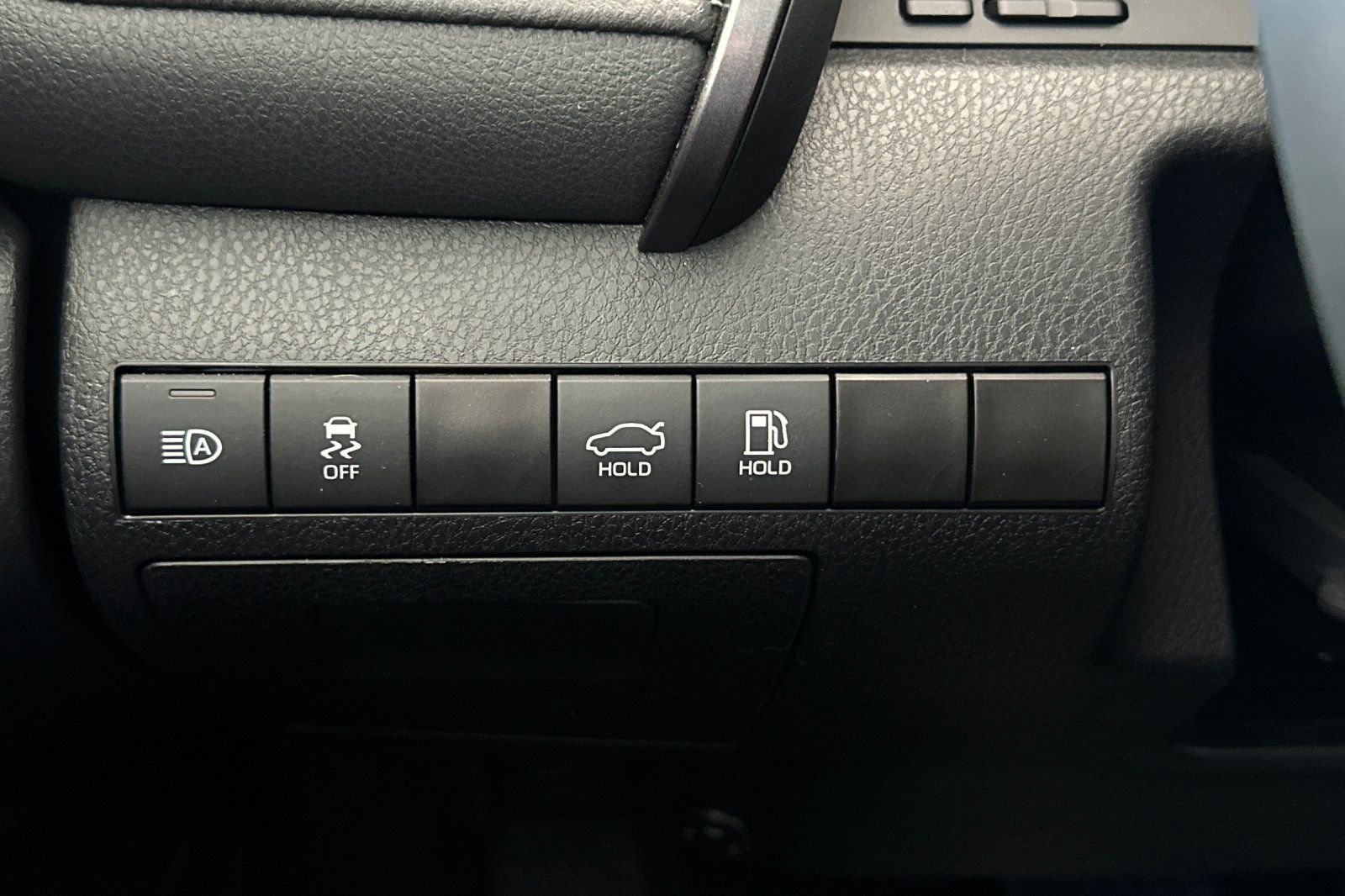 Used 2023 Toyota Camry XSE FWD image 27