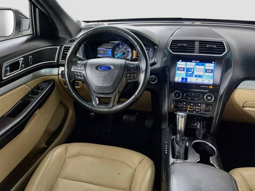 Certified 2017 Ford Explorer XLT w/ Equipment Group 202A AWD/4WD image 24