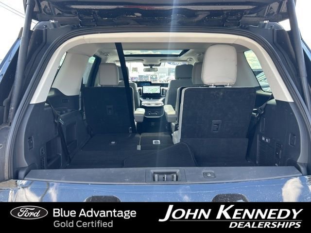 Certified 2025 Ford Expedition Active AWD/4WD image 13