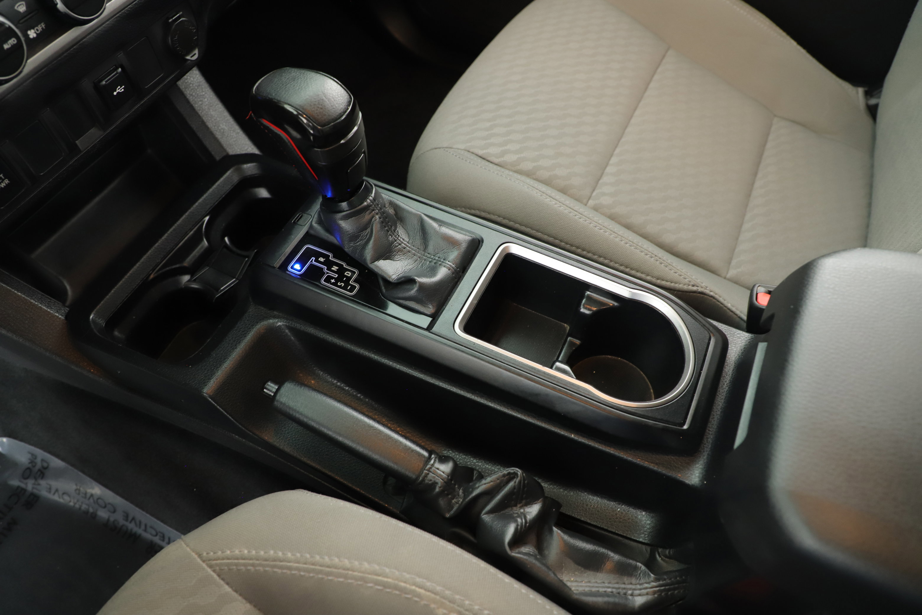 Used 2023 Toyota Tacoma SR image 17