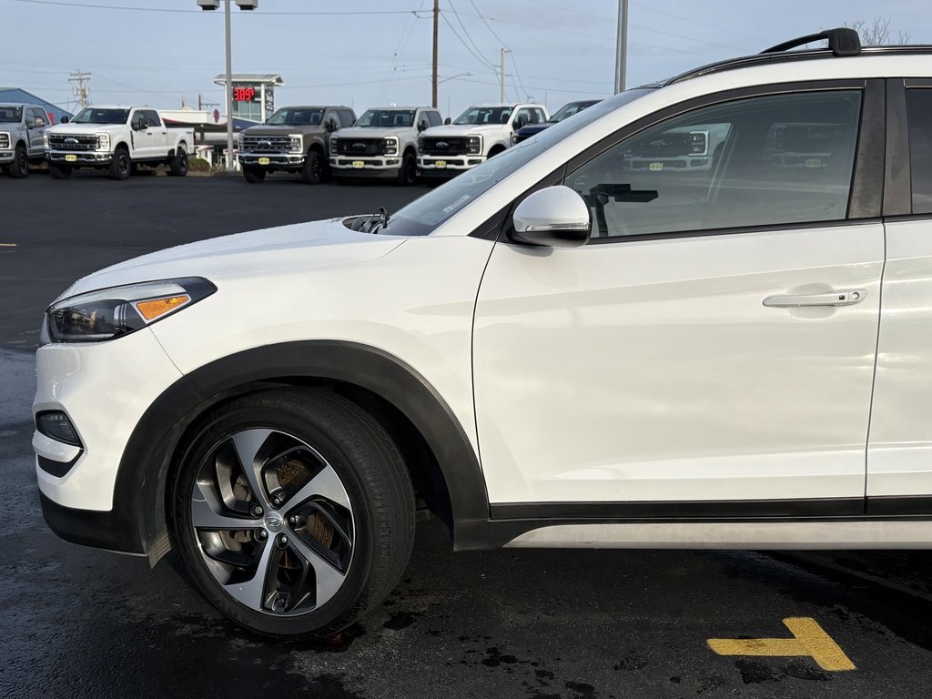 Used 2018 Hyundai Tucson Value w/ Cargo Package image 12