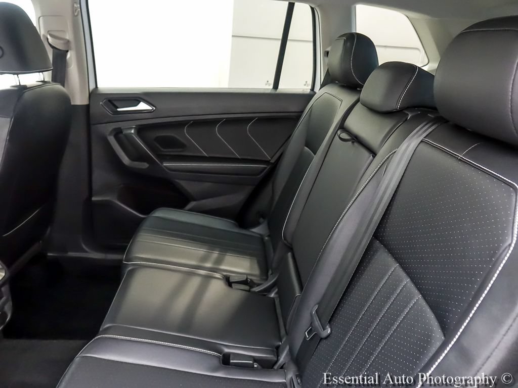 Used 2022 Volkswagen Tiguan SE AWD/4WD image 11