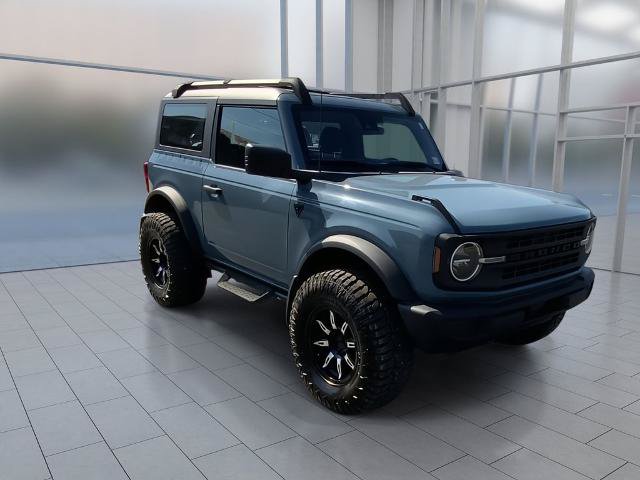 Certified 2023 Ford Bronco 2-Door AWD/4WD image 2