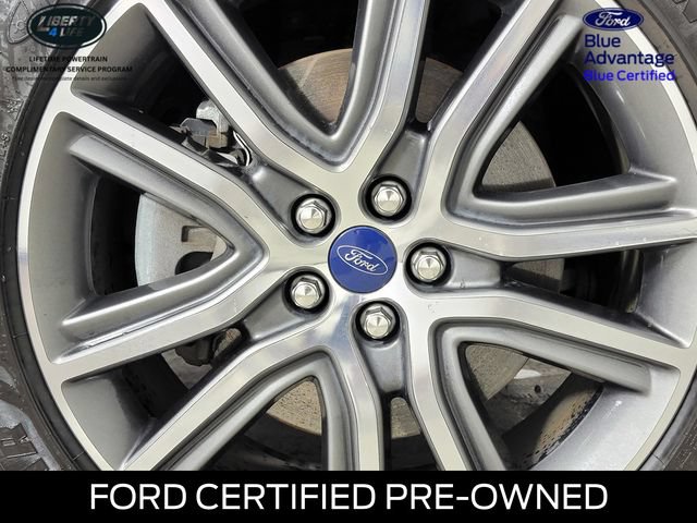 Certified 2019 Ford Edge Titanium w/ Cold Weather Package AWD/4WD image 11