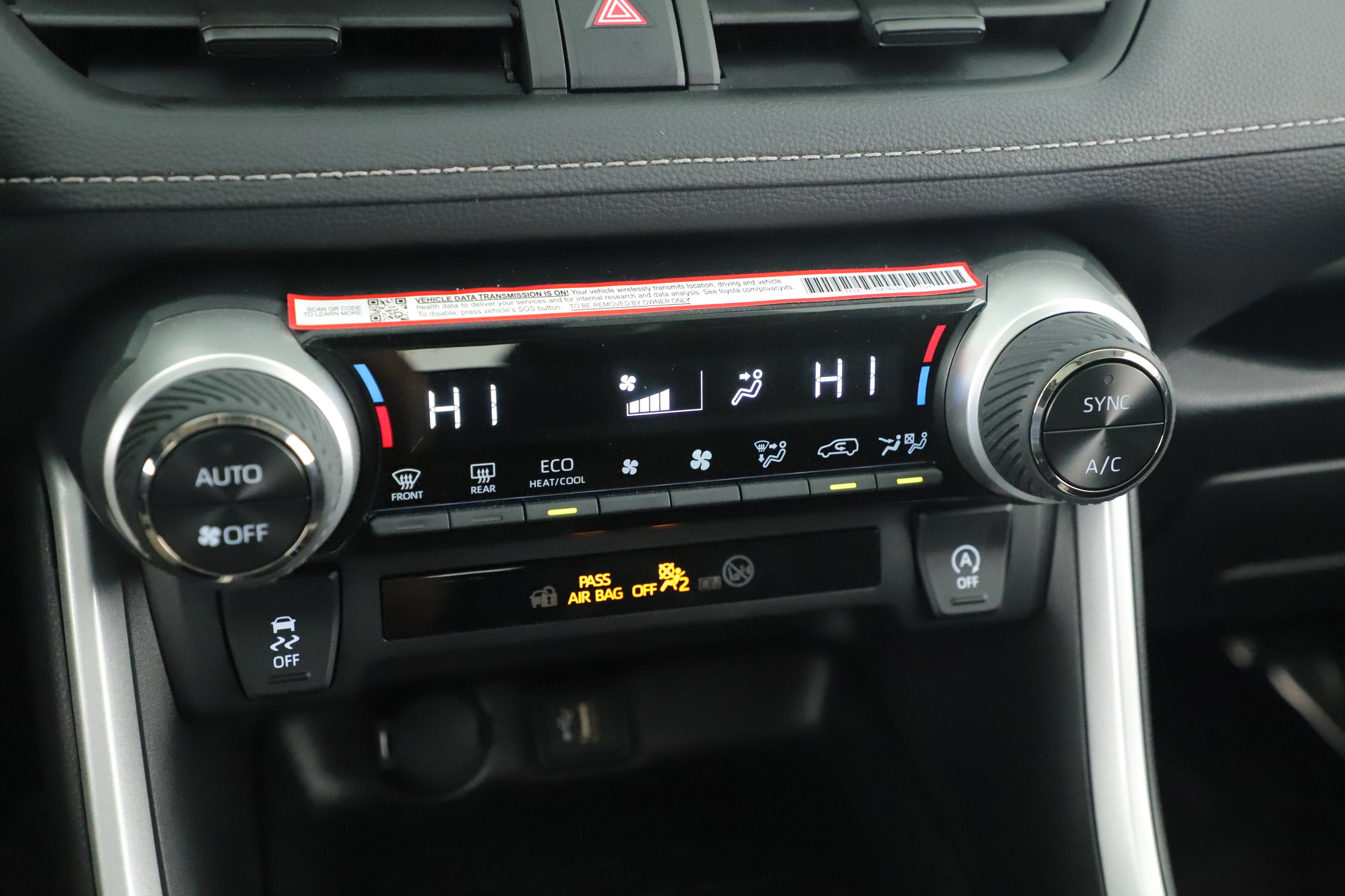 Used 2025 Toyota RAV4 XLE image 22