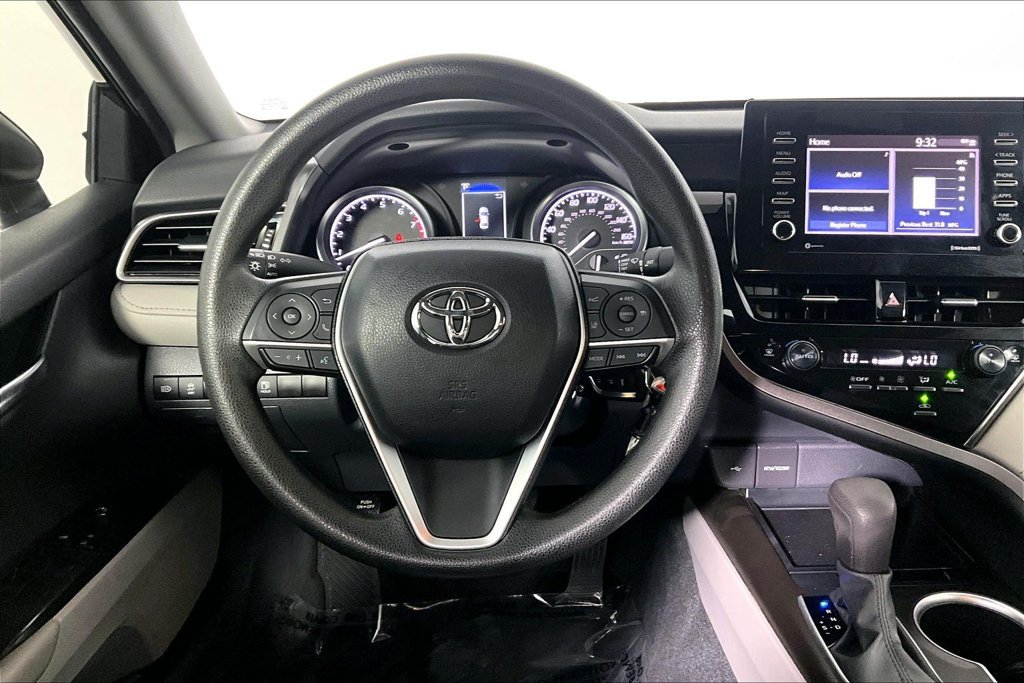 Used 2023 Toyota Camry LE FWD image 5