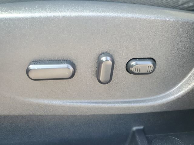 Certified 2017 Ford Escape SE image 16