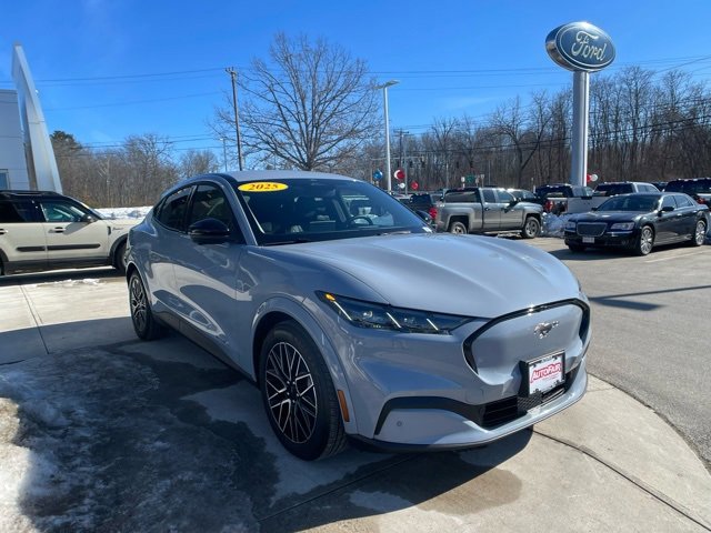 Certified 2025 Ford Mustang Mach-E Premium image 7