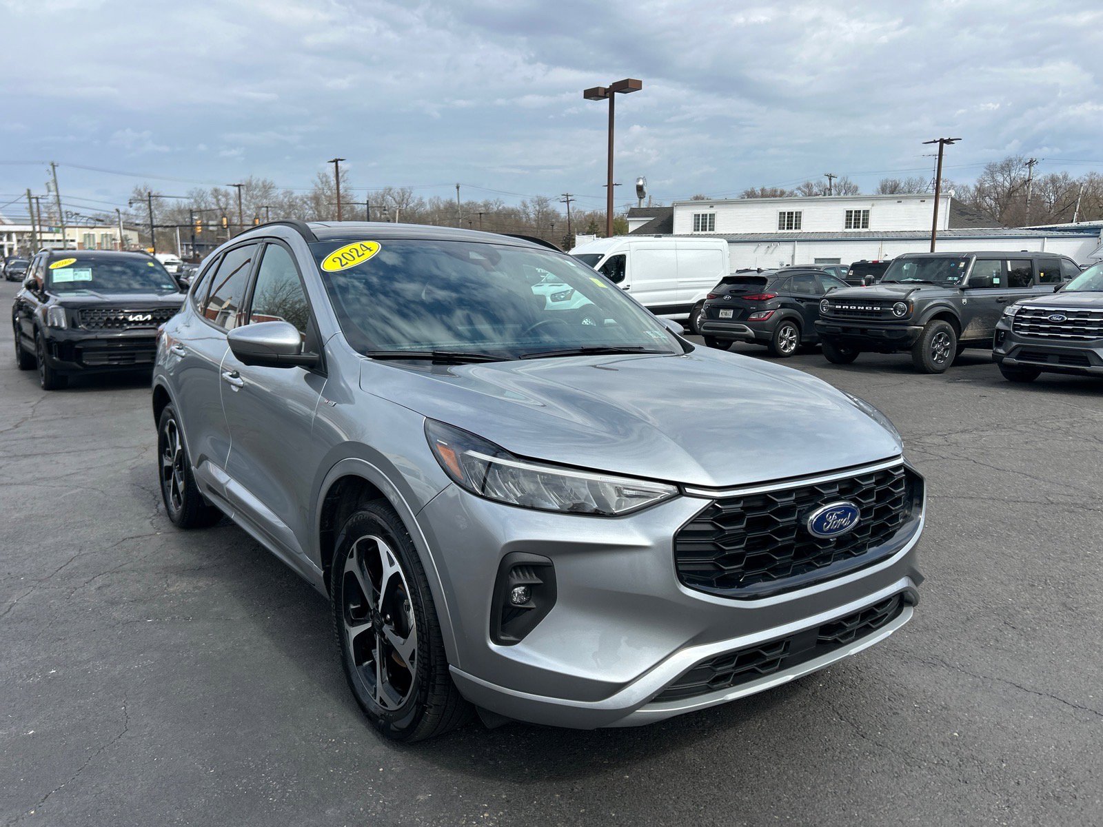 Certified 2024 Ford Escape ST-Line Select w/ Tech Pack #2 image 23