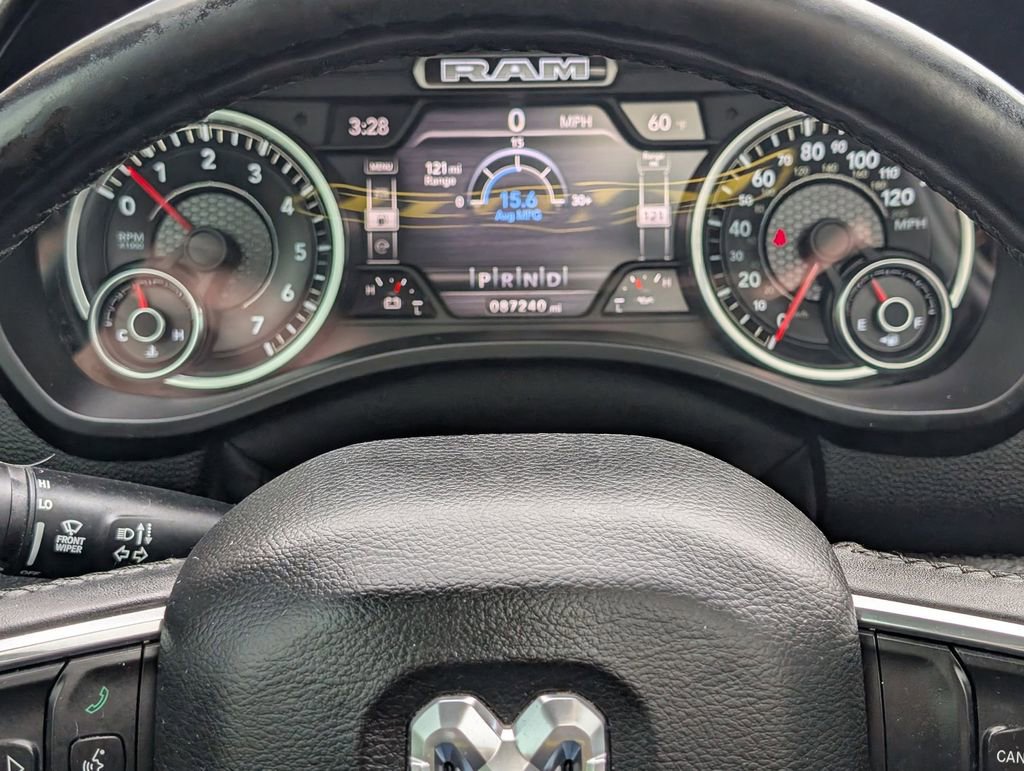Used 2019 RAM 1500 Laramie AWD/4WD image 12