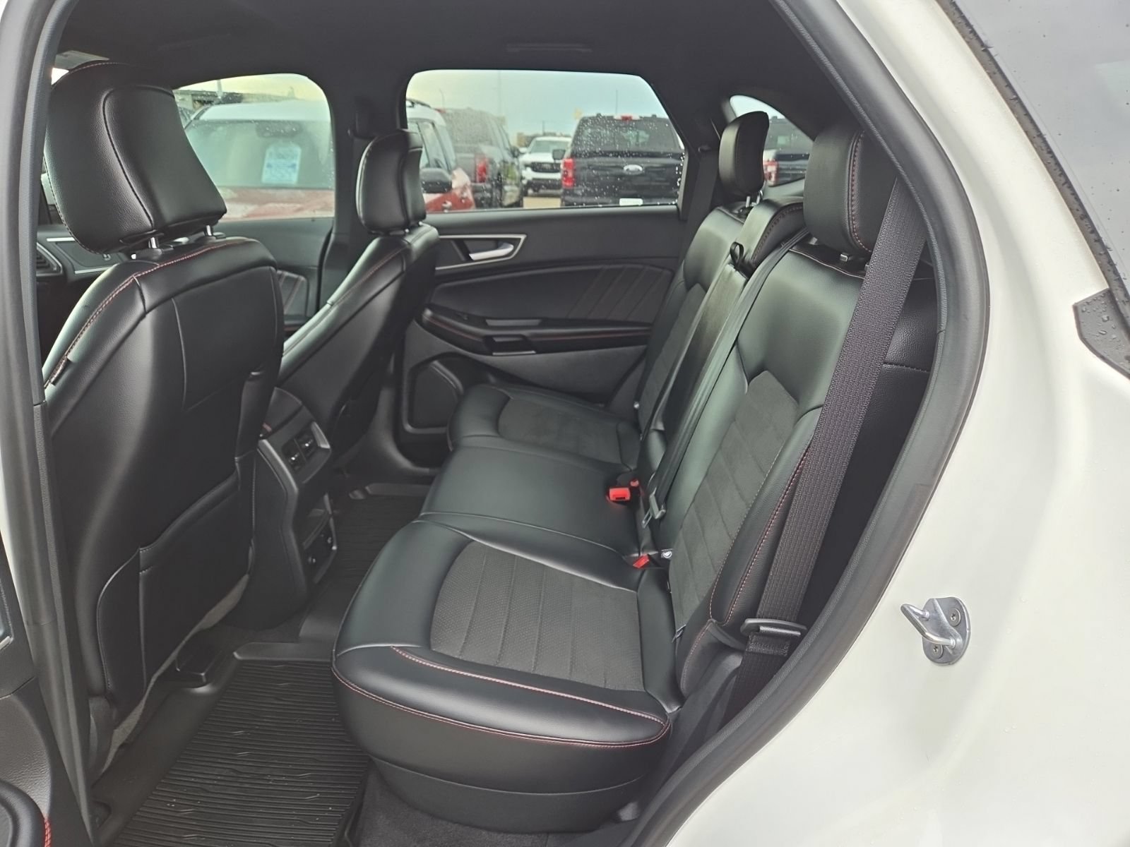 Certified 2024 Ford Edge ST-Line AWD/4WD image 43