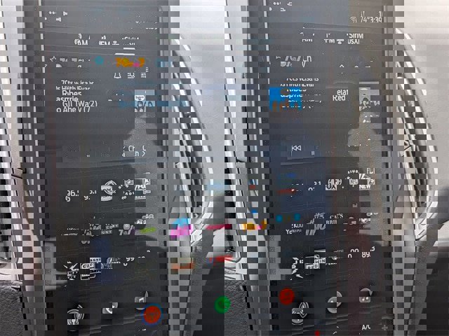 Certified 2024 Ford Edge SEL image 23