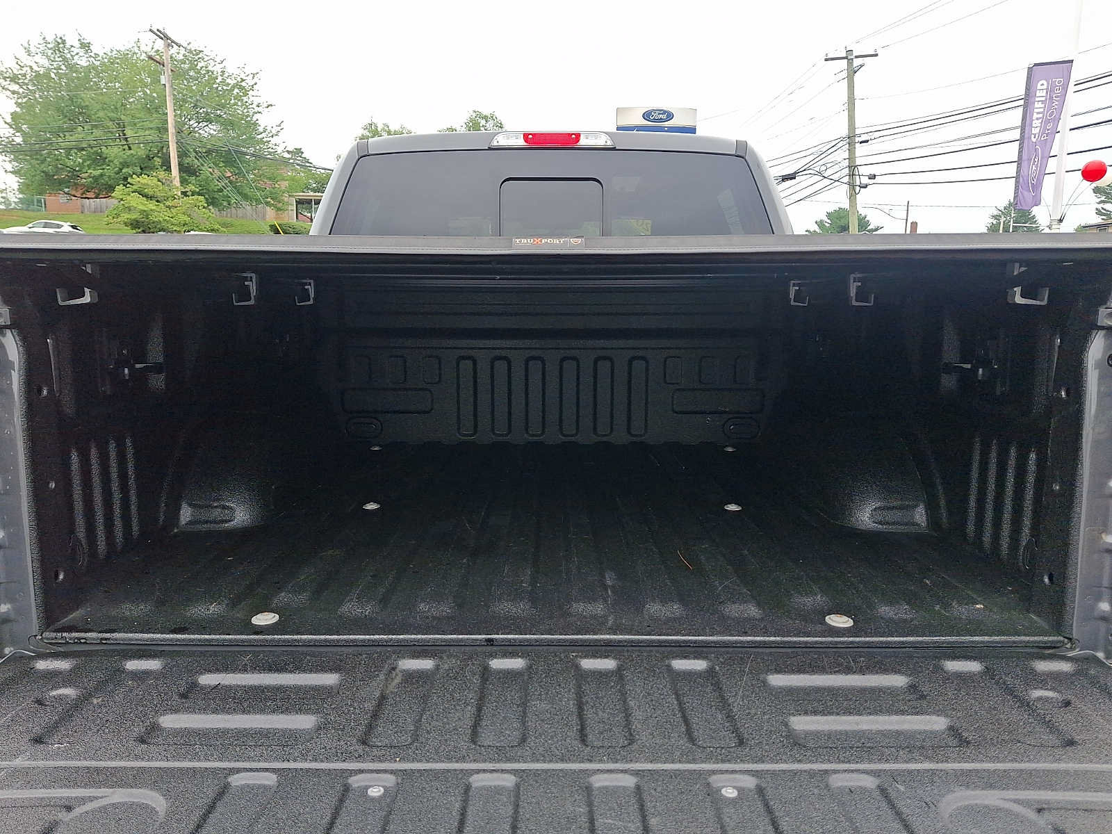Certified 2020 Ford F150 Lariat w/ Equipment Group 502A Luxury AWD/4WD image 28