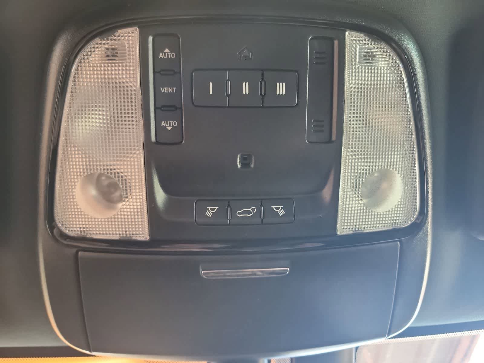 Used 2021 Dodge Durango R/T AWD/4WD image 30