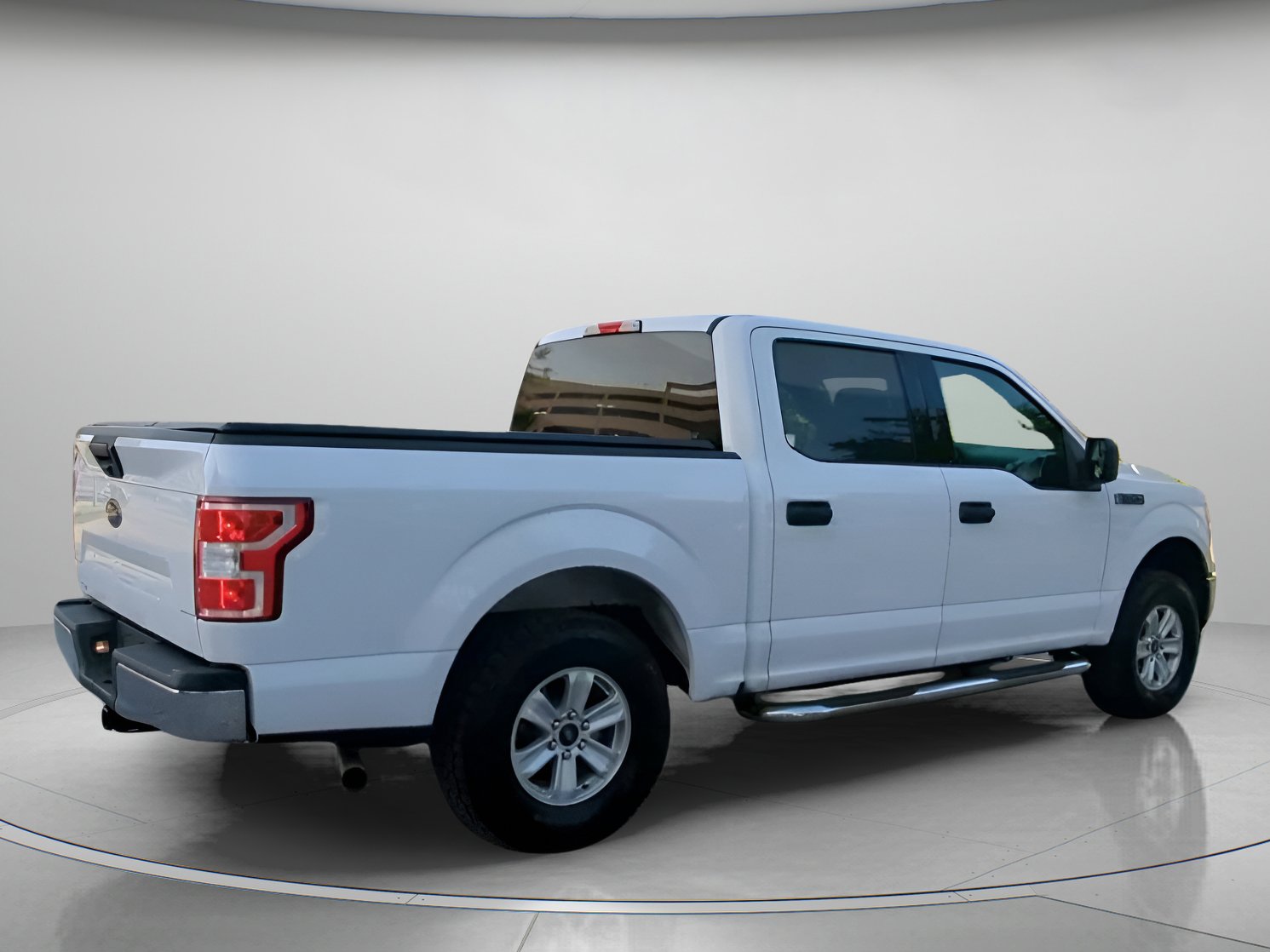 Certified 2018 Ford F150 XLT RWD image 29