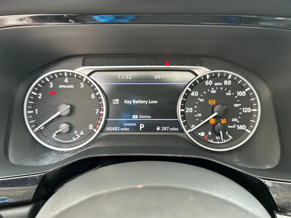 Used 2023 Nissan Pathfinder SL FWD image 17