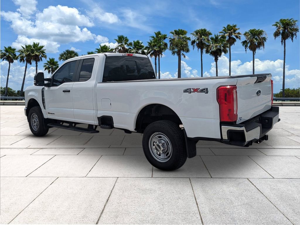 Certified 2025 Ford F350 XL w/ XL Chrome Package AWD/4WD image 5