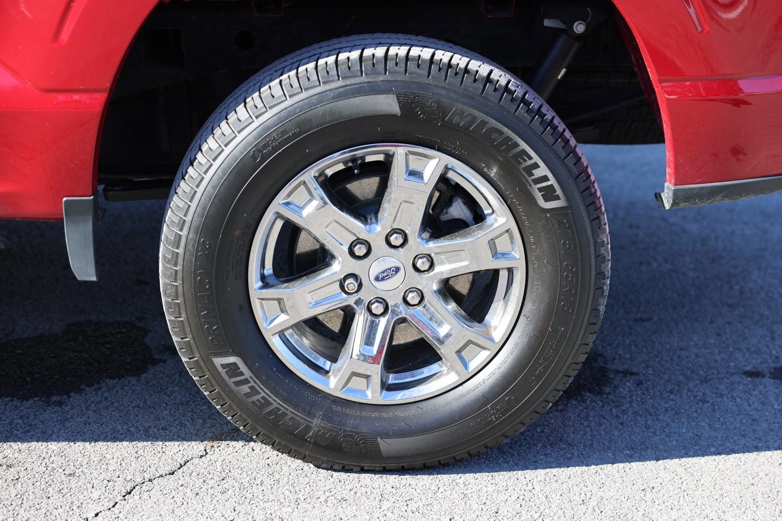 Certified 2022 Ford F150 XLT w/ Equipment Group 302A High image 27