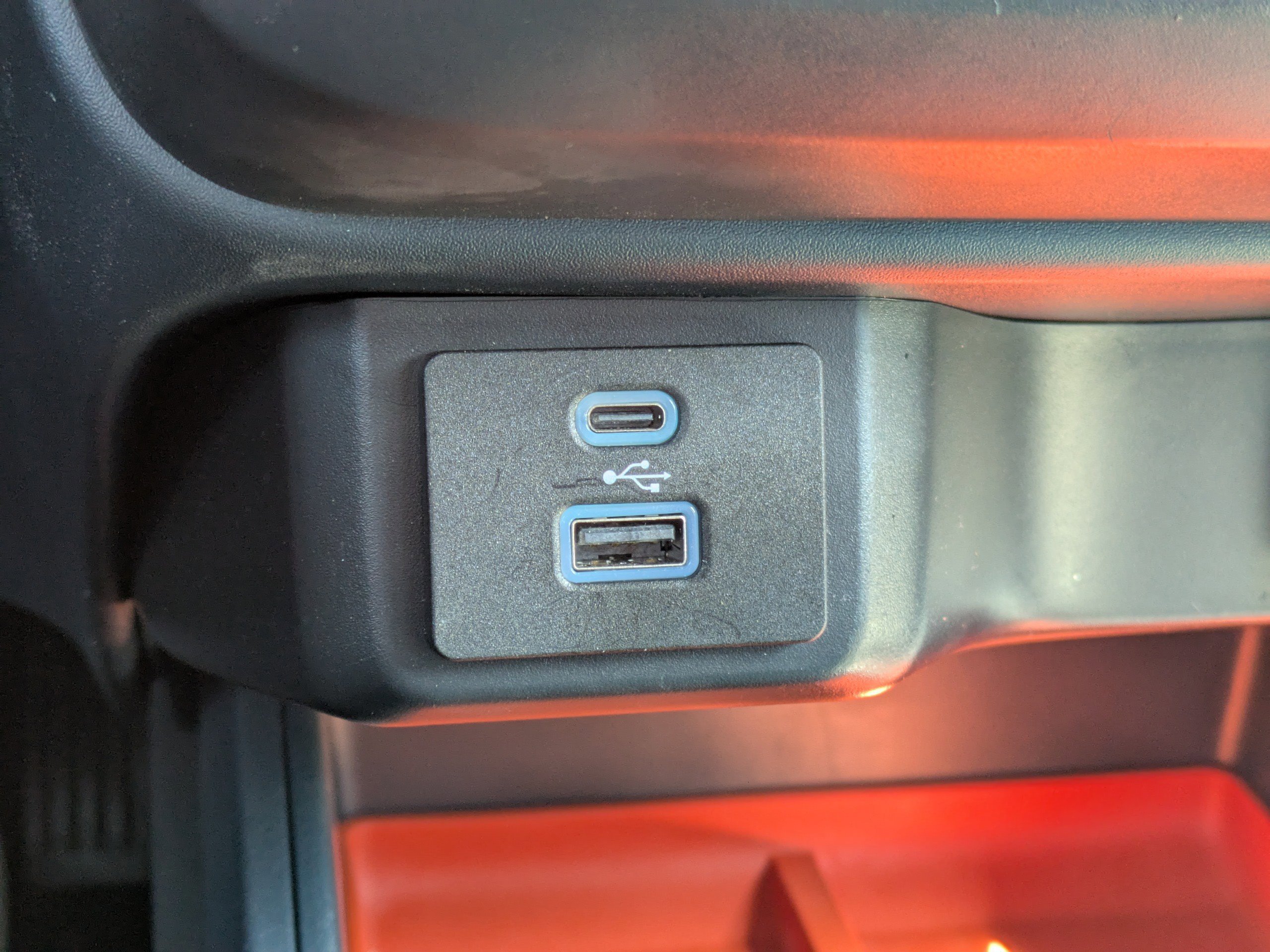 Certified 2023 Ford Maverick XLT w/ XLT Luxury Package image 28