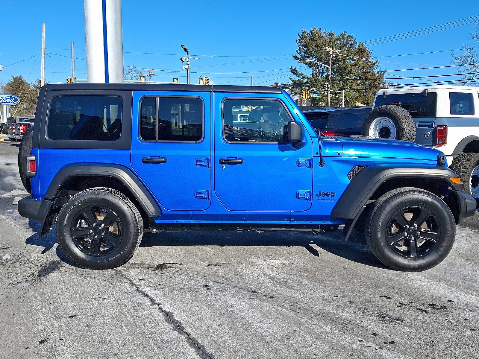 Used 2021 Jeep Wrangler Unlimited Sport image 3