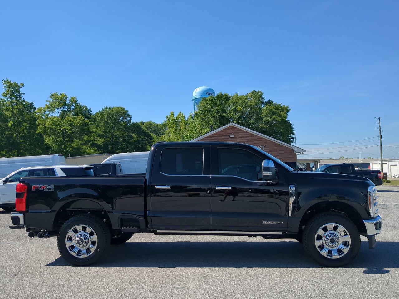 Certified 2024 Ford F350 Lariat w/ Lariat Ultimate Package AWD/4WD image 1
