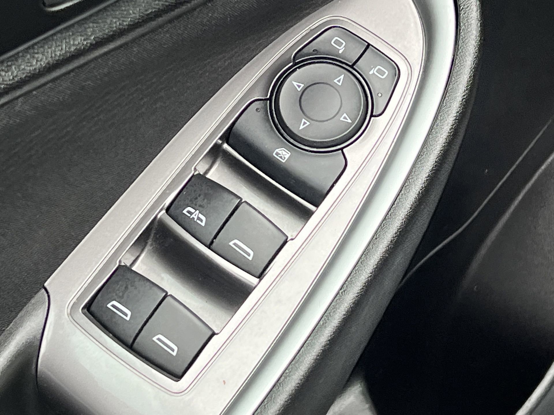 Used 2024 Chevrolet Malibu LT image 20