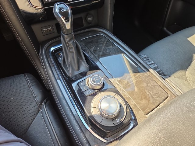 Used 2020 INFINITI QX80 Luxe w/ Proassist Package AWD/4WD image 17