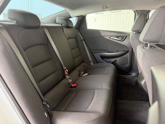 Used 2022 Chevrolet Malibu LS w/ Driver Confidence Package II FWD image 9