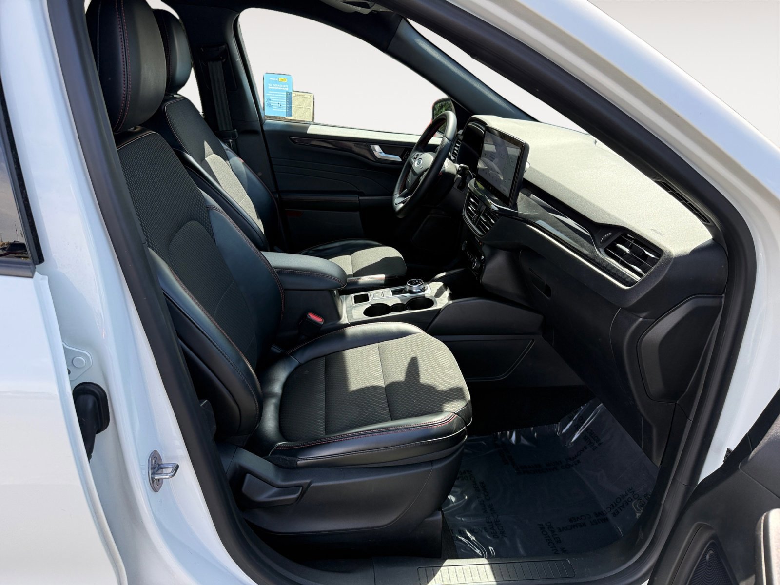 Certified 2024 Ford Escape ST-Line w/ Tech Pack #1 FWD image 19