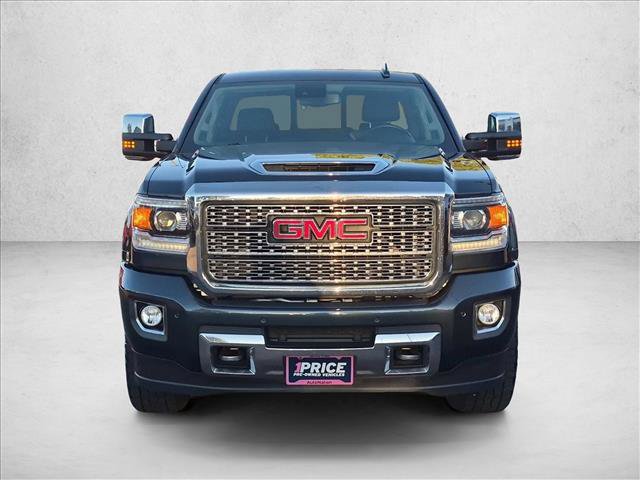 Used 2019 GMC Sierra 2500 Denali w/ Duramax Plus Package AWD/4WD image 2