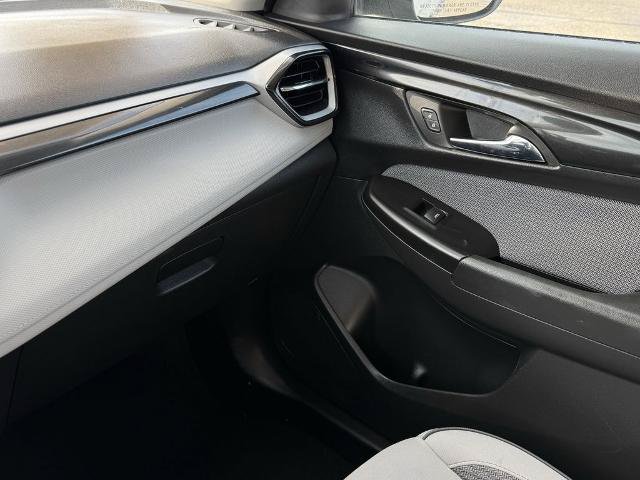 Used 2025 Chevrolet TrailBlazer LT AWD/4WD image 28