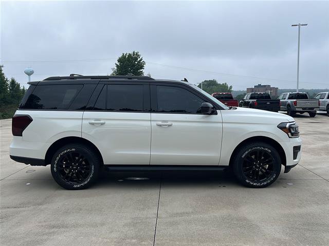 Certified 2022 Ford Expedition XLT AWD/4WD image 4