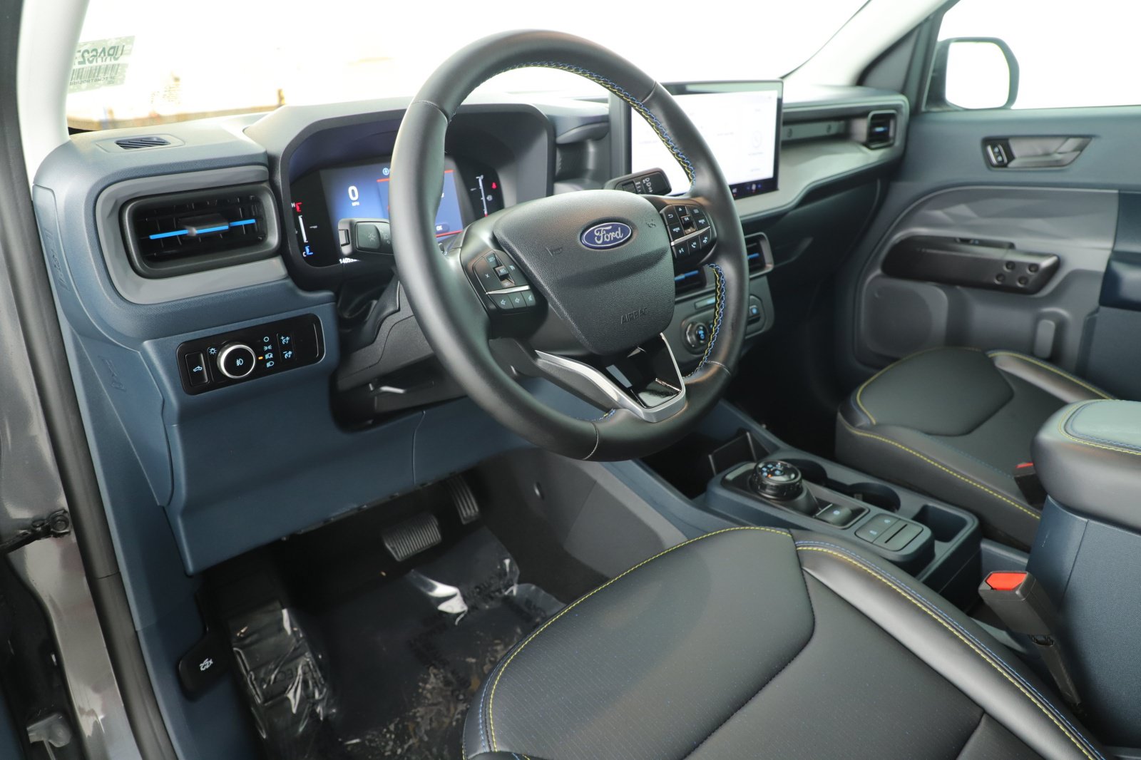 Certified 2025 Ford Maverick Lobo AWD/4WD image 10