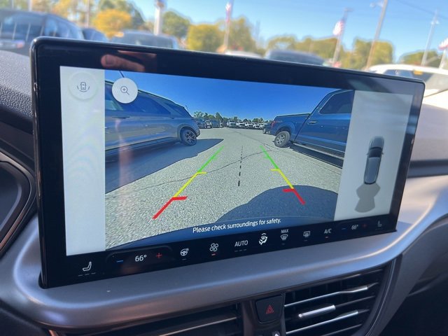 Certified 2025 Ford Escape SE image 14