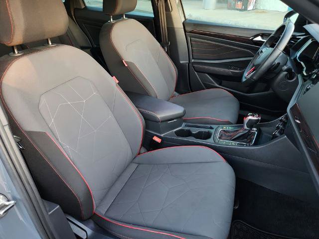 Used 2024 Volkswagen Jetta GLI 40th Anniversary Edition FWD image 23