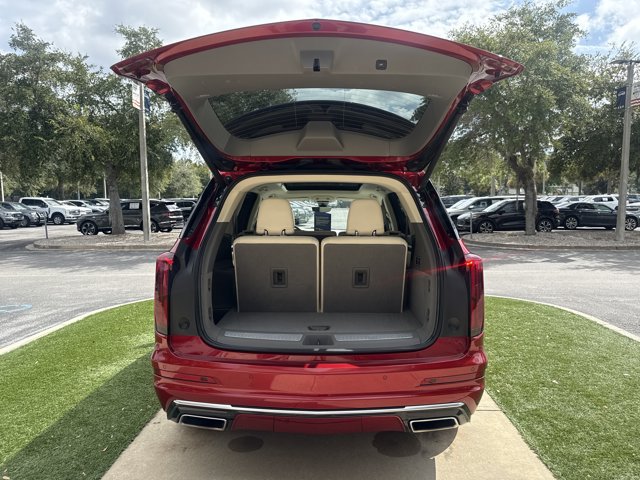 Used 2021 Cadillac XT6 Premium Luxury FWD image 5