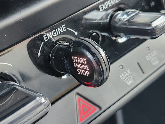 Used 2025 MINI Cooper S image 18