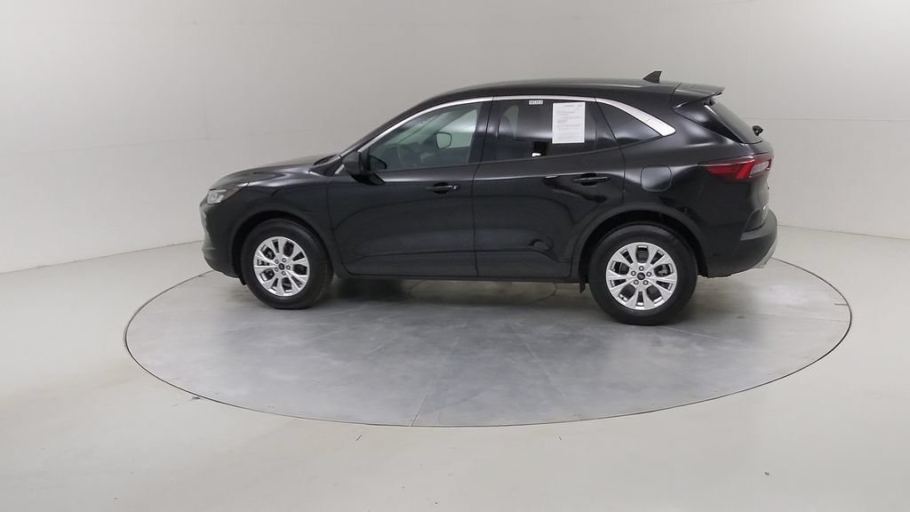 Certified 2023 Ford Escape Active w/ Tech Pack #1 AWD/4WD image 17