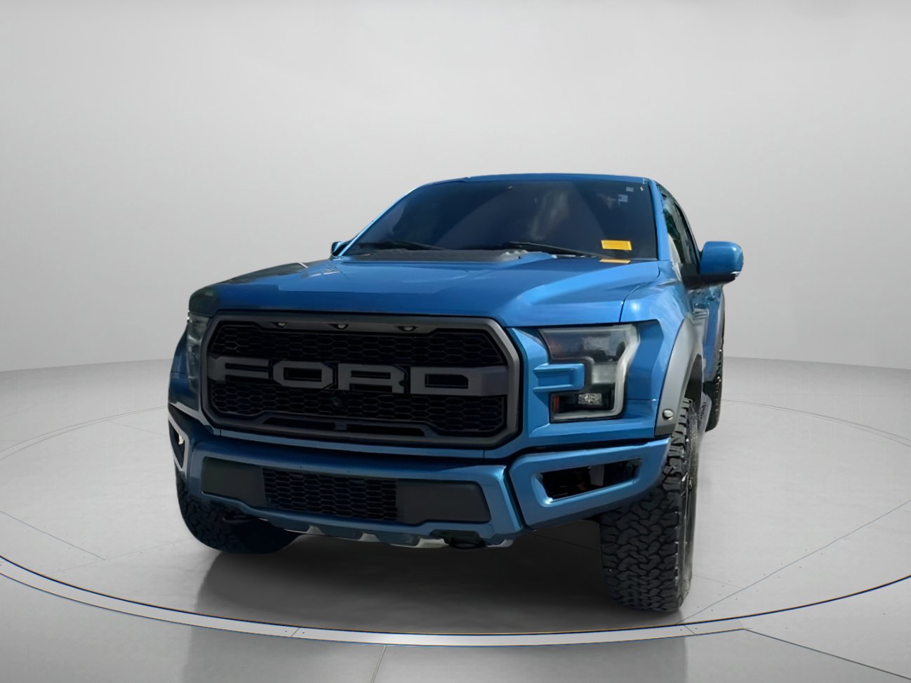 Certified 2020 Ford F150 Raptor w/ Equipment Group 802A Luxury image 2