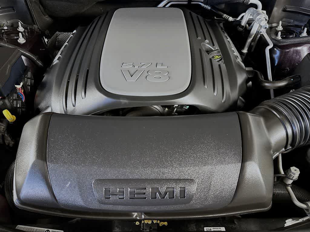Used 2021 Dodge Durango R/T w/ Tow 'N Go Package AWD/4WD image 9