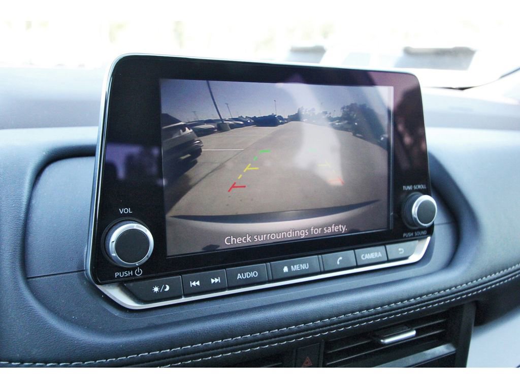 Used 2023 Nissan Rogue SV FWD image 24