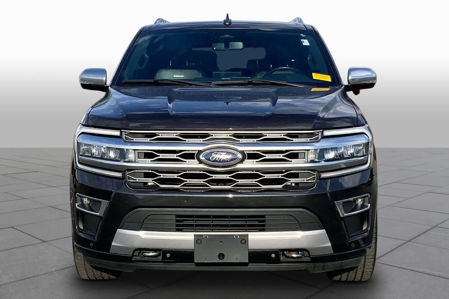 Certified 2023 Ford Expedition Platinum AWD/4WD image 4