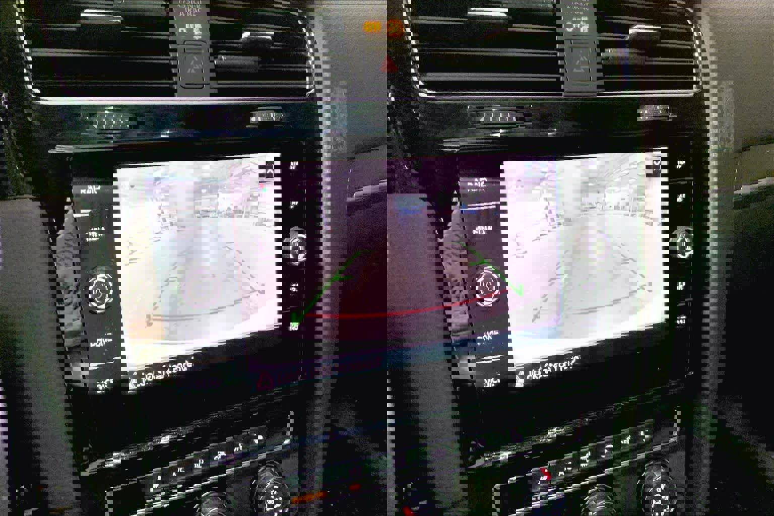 Used 2021 Volkswagen GTI SE image 26