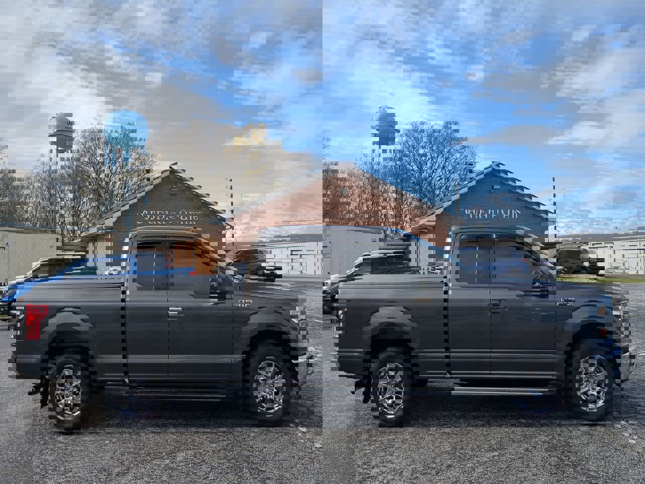 Certified 2017 Ford F150 XLT w/ Equipment Group 301A Mid image 2