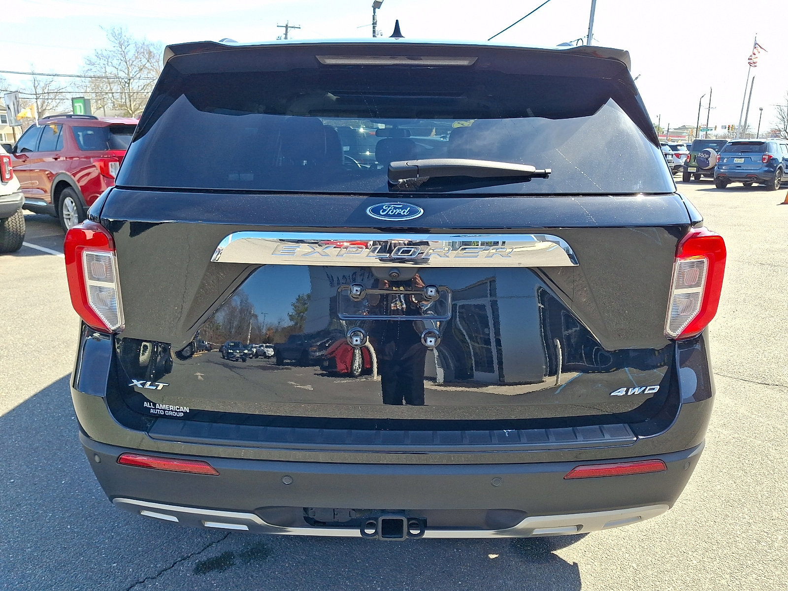 Certified 2023 Ford Explorer XLT w/ Equipment Group 202A image 6