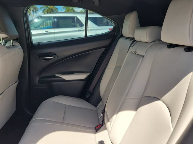 Used 2024 Lexus UX 250h F Sport FWD image 16